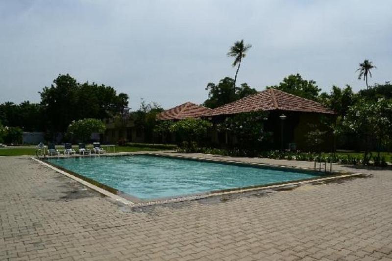 Hotel Riverside Resort y Spa Kumbakonam Exterior foto